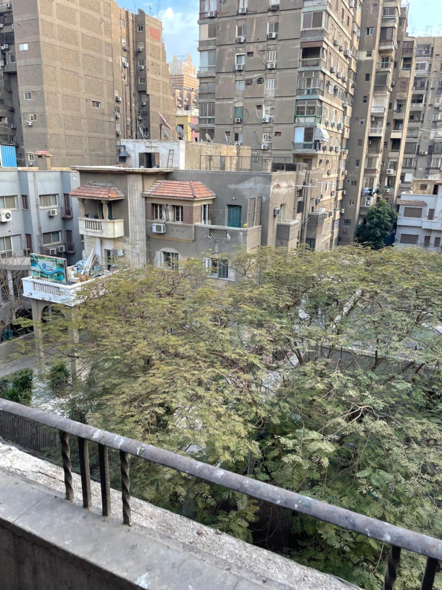Cairo Apartment *